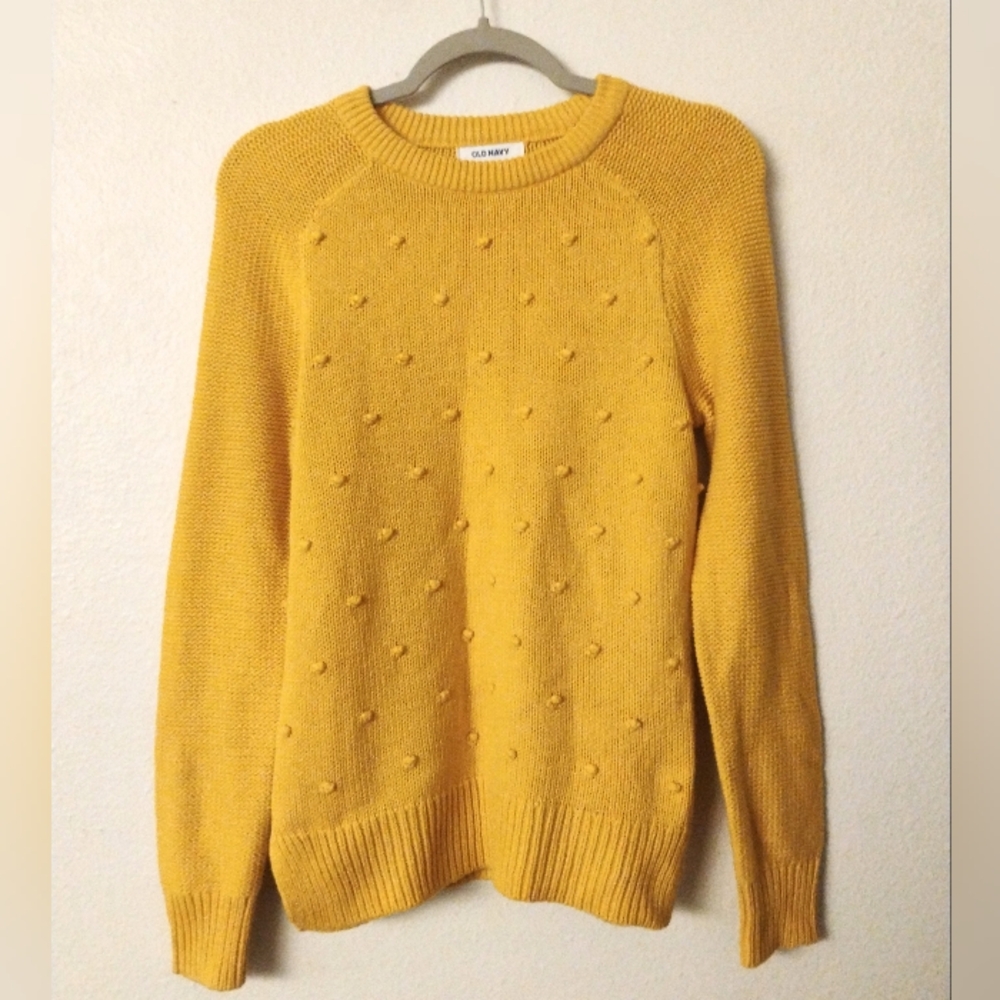 Women's Old Navy yellow knitted dotted sweater